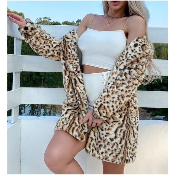 Cozy Vegan Fur Leopard Print Jacket Coat - Picture 3 of 6